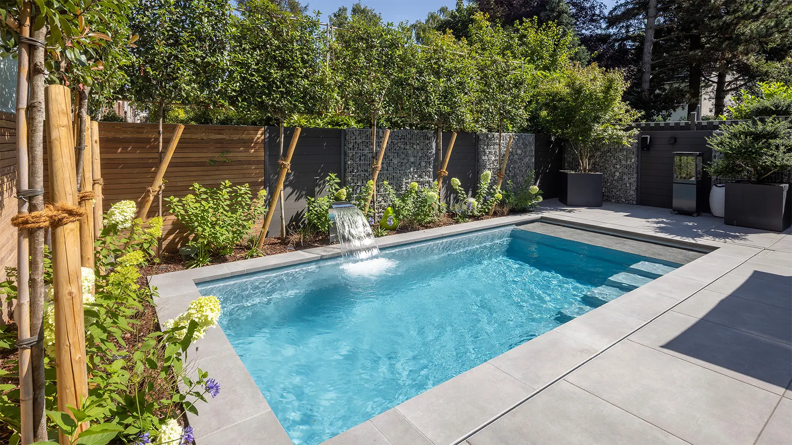 Cube Linear 7 – Silver Grey 22 Preisgekrönte Poolmodelle für dein Zuhause